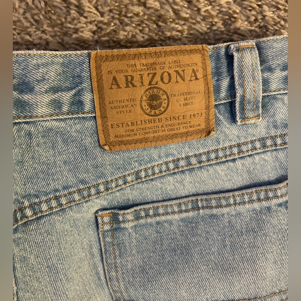 Arizona Jean Company Light Blue Denim Jeans with Carpenter Details - Picture 7 of 7